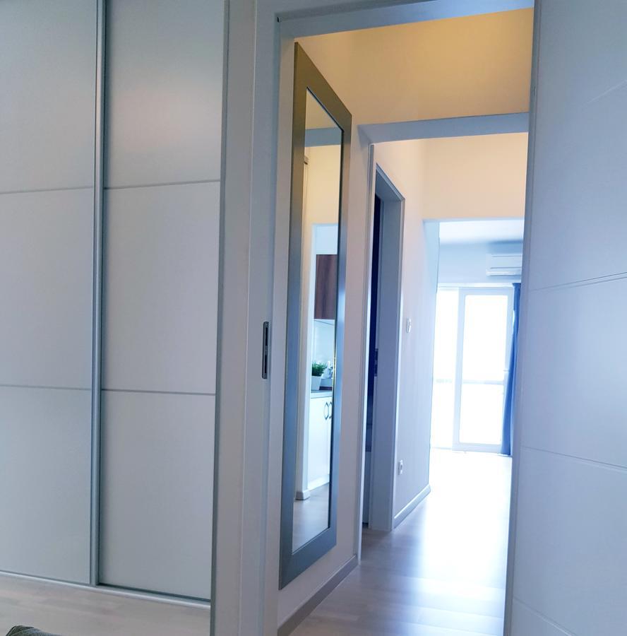 Apartments Petricevic Подстрана Екстериор снимка